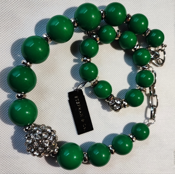 Stephan & Co Kelly Green Acrylic Round Bead Bracelet and Necklace Rhinestone Set - Picture 5 of 14